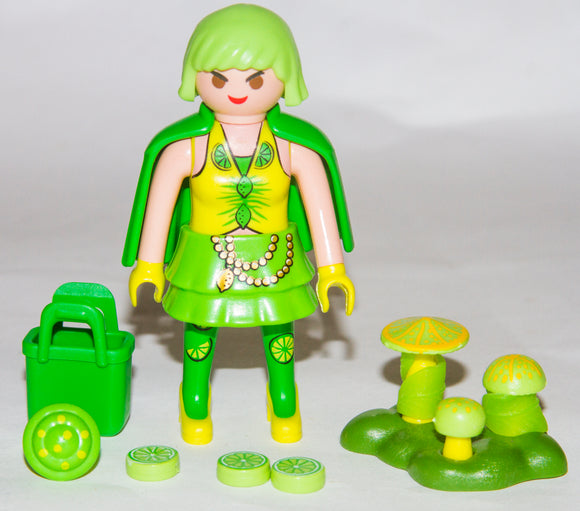 Playmobil 70389 EverDreamerz Karmela Series 1 Mushrooms Green Hair